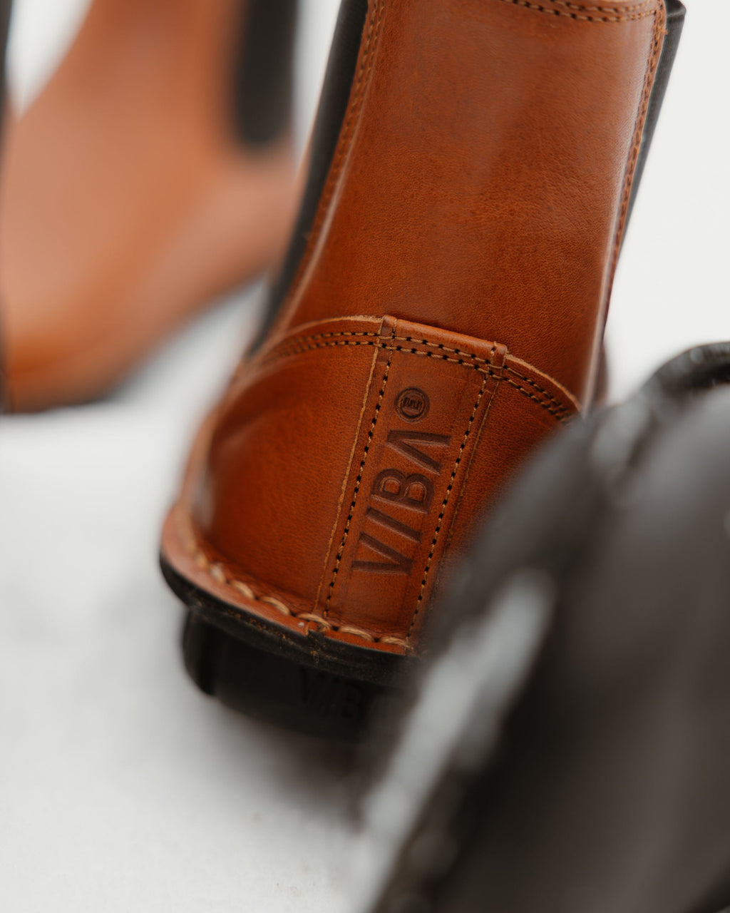 HELSINKI Leather Cognac Brown Shearling