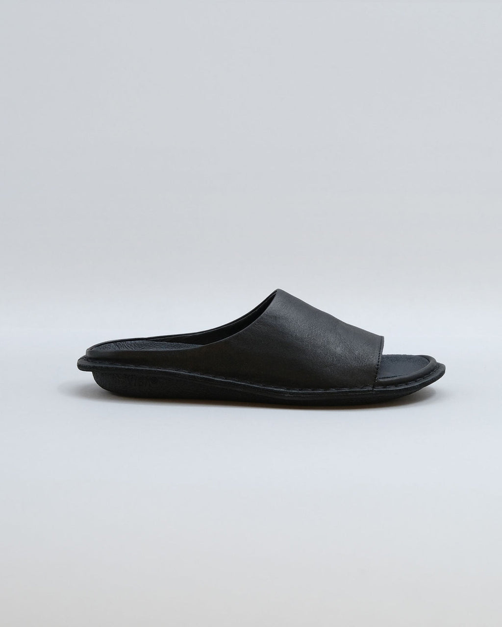 SAINT TROPEZ Leather Preto Black